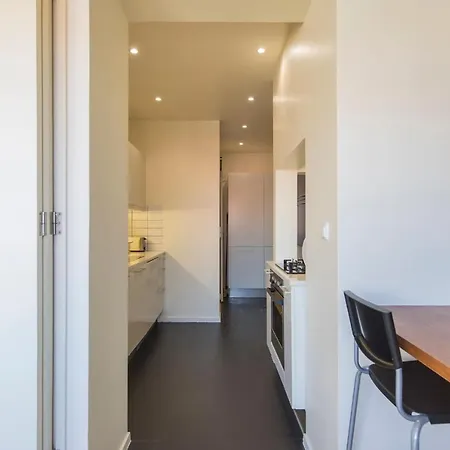 Apartment Lovelystay Modern Flat In Anjos *