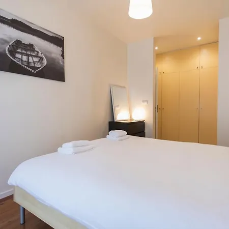 Lovelystay Modern Flat In Anjos Apartment