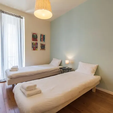 Apartment Lovelystay Modern Flat In Anjos Lissabon